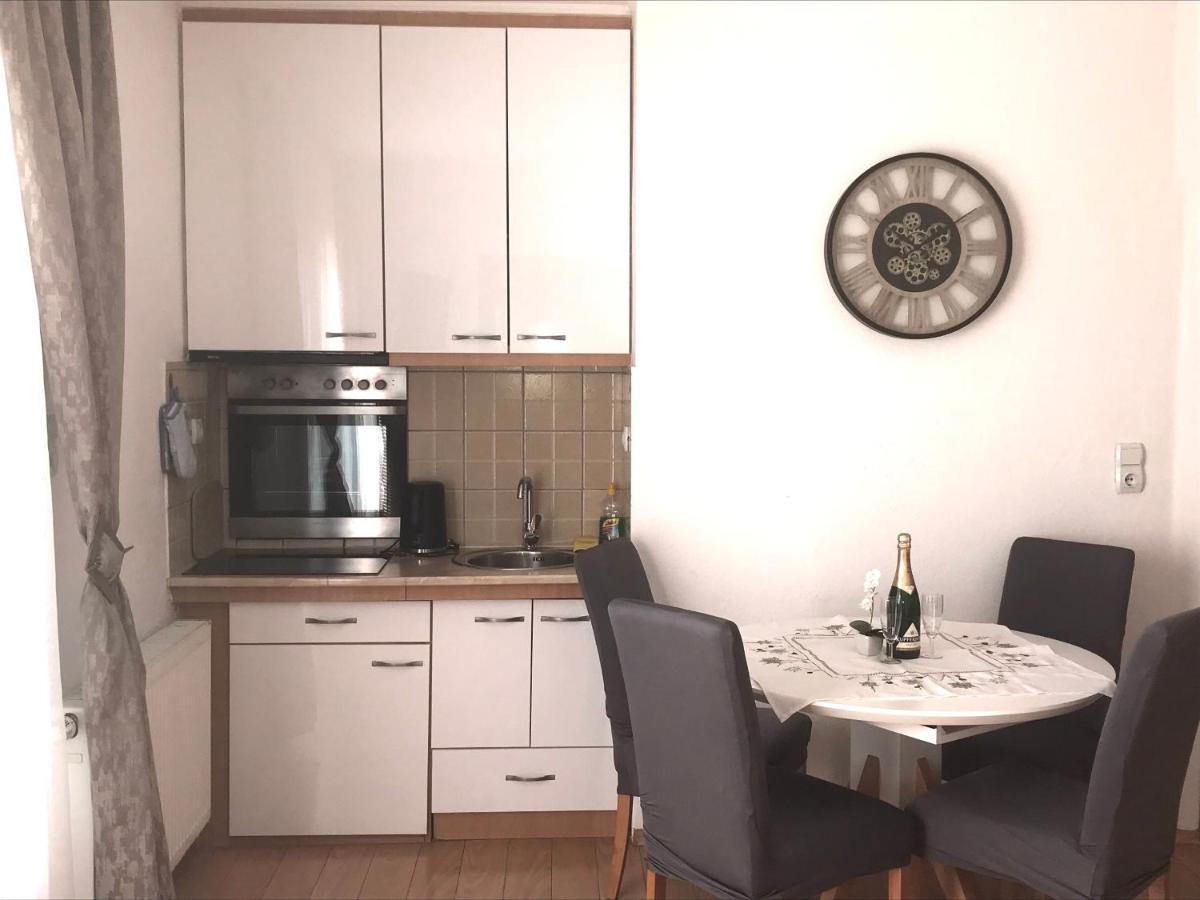 Apartmani Kuzmanovic Stan Na Dan 多博伊 外观 照片