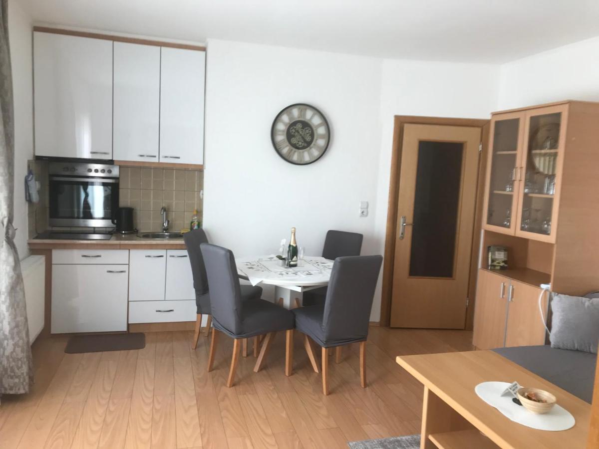 Apartmani Kuzmanovic Stan Na Dan 多博伊 外观 照片