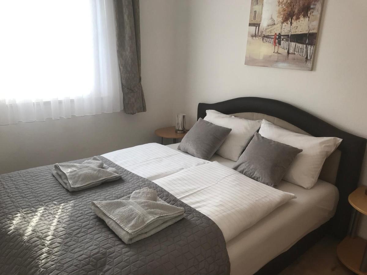 Apartmani Kuzmanovic Stan Na Dan 多博伊 外观 照片
